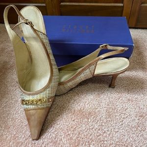 Stuart Weitzman Pointed toe sling backs! Size 9.5